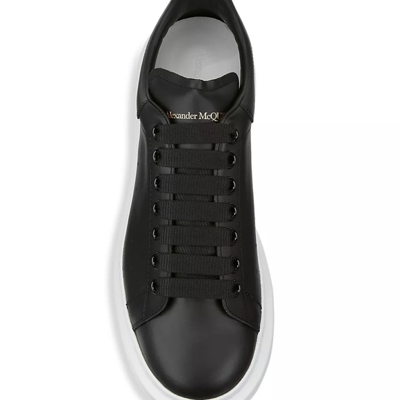 Alexander McQueen Oversized Leather Sneaker Size: 39 - Picture 4 of 5
